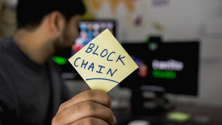 Teknologi keamanan berbasis blockchain